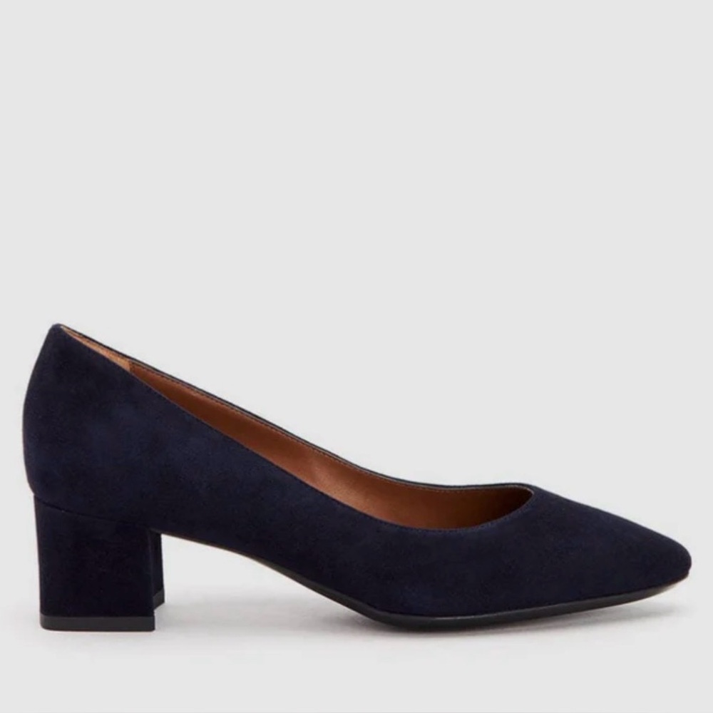 Aquatalia Pasha Pump Navy Suede